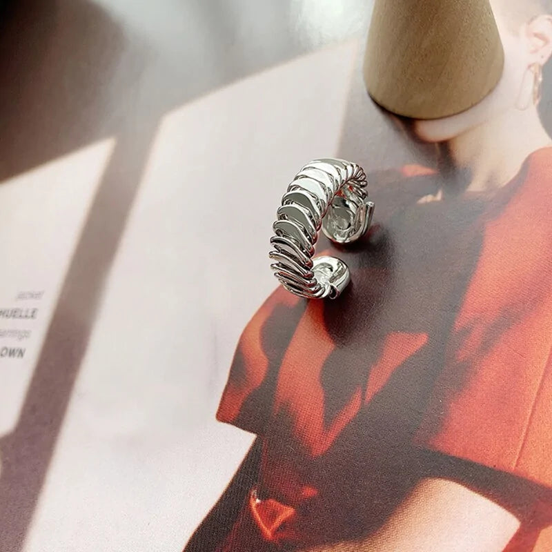 Fishbone Ring